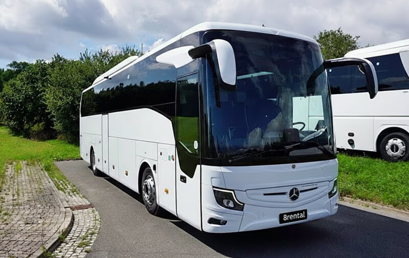 Bus Tourismo 49 seater